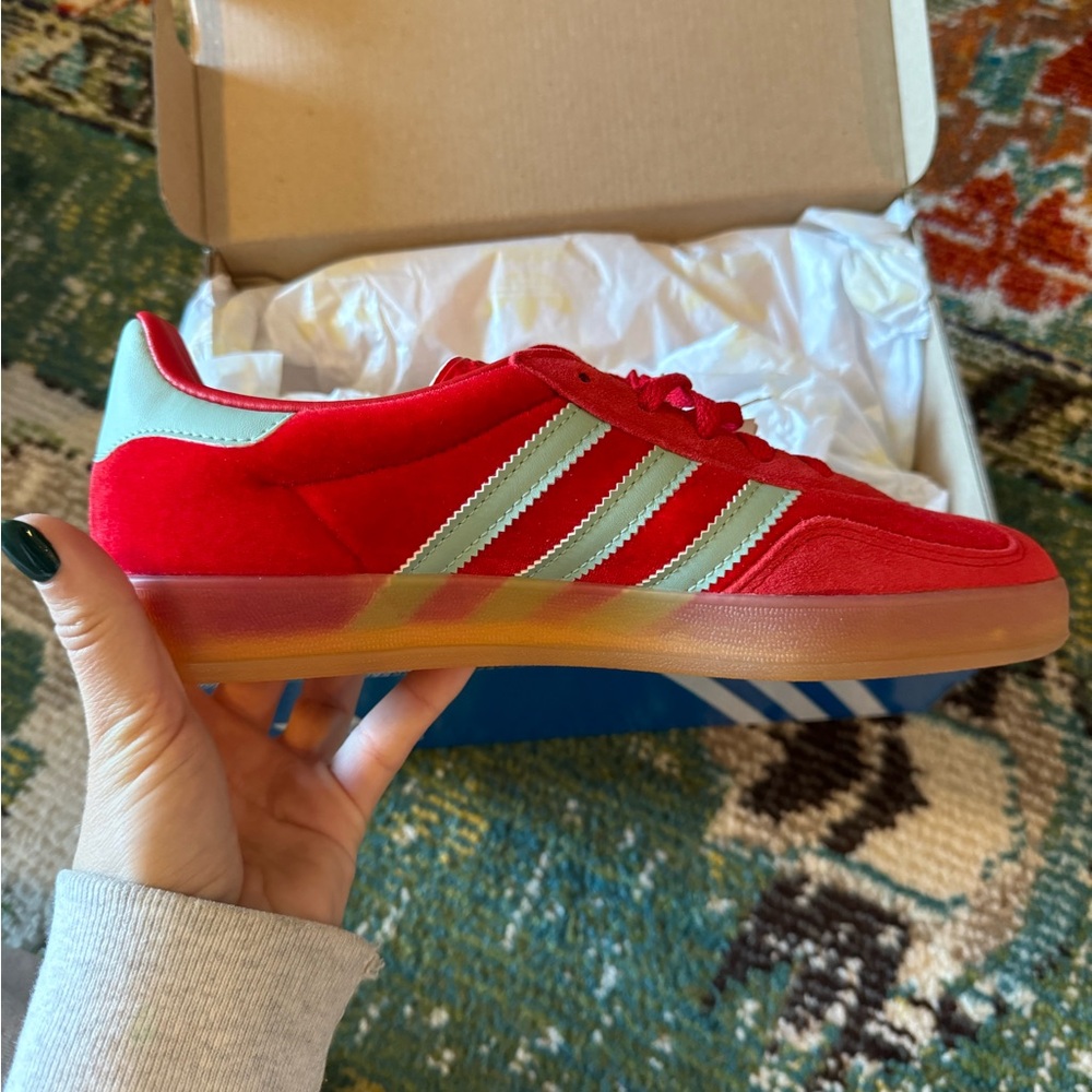 Red / light blue adidas indoor gazelle sneaker — NEW !!